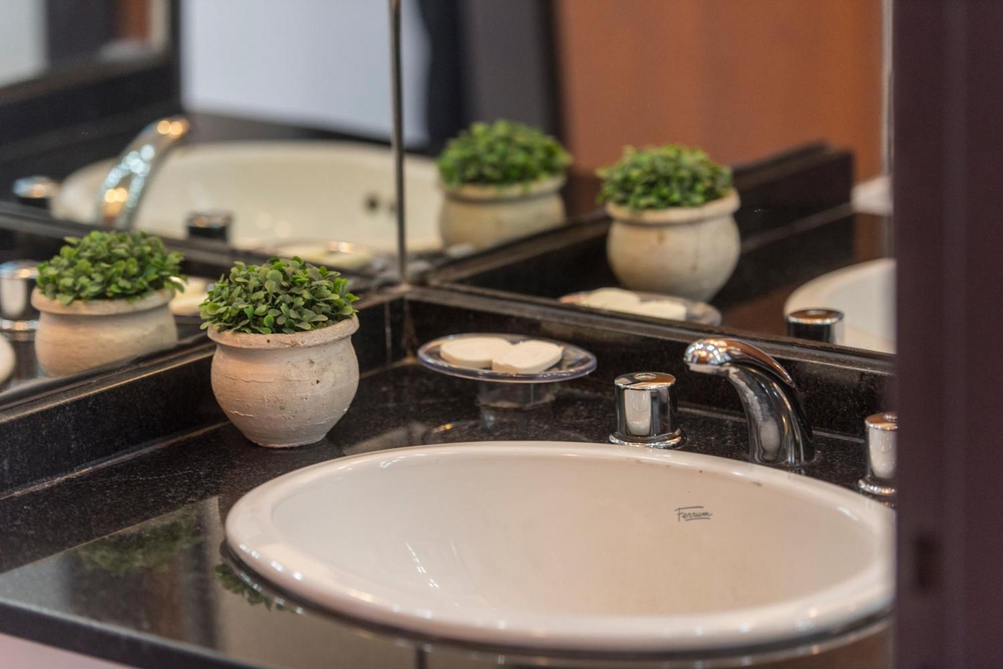 Novum Suites Κόρδοβα Εξωτερικό φωτογραφία